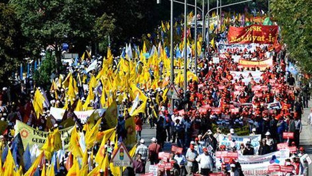 Ankara yolsuzluğa karşı mitinge hazırlanıyor