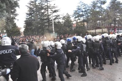 Ankara polisinin öfkesi Dershane Sulattı 