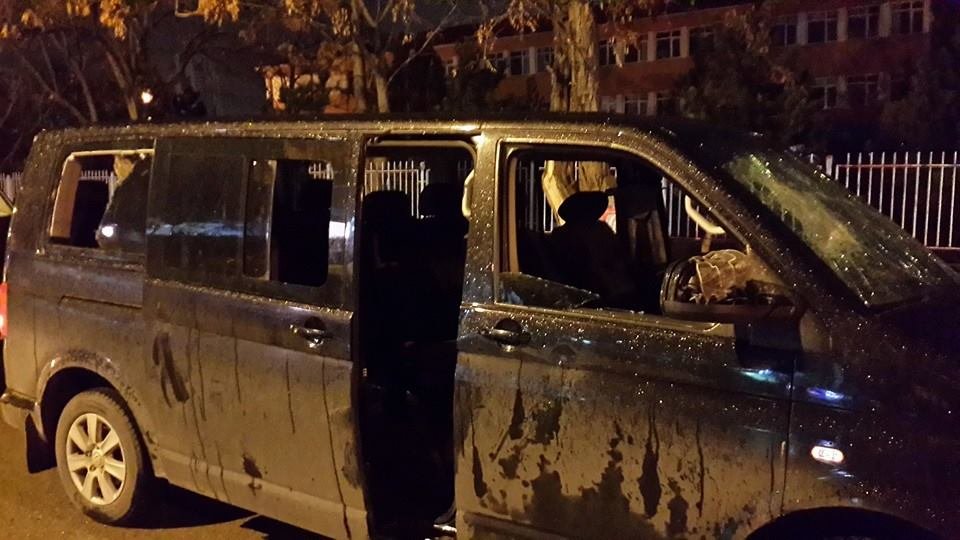 Ankara gece karıştı, CHP`li gençlerten yaralı var  
