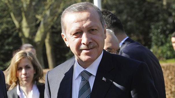 

Erdoğan: Türk bayraklarının olması gerekirdi

