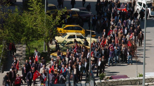 

Akil insanlar heyeti Karabük`te protesto edildi


