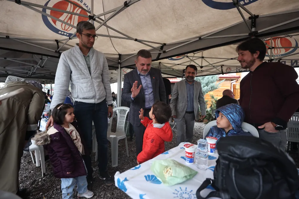 BAŞKAN MURAT ERCAN ÇÖLYAKLI VATANDAŞLARLA PİKNİKTE BULUŞTU