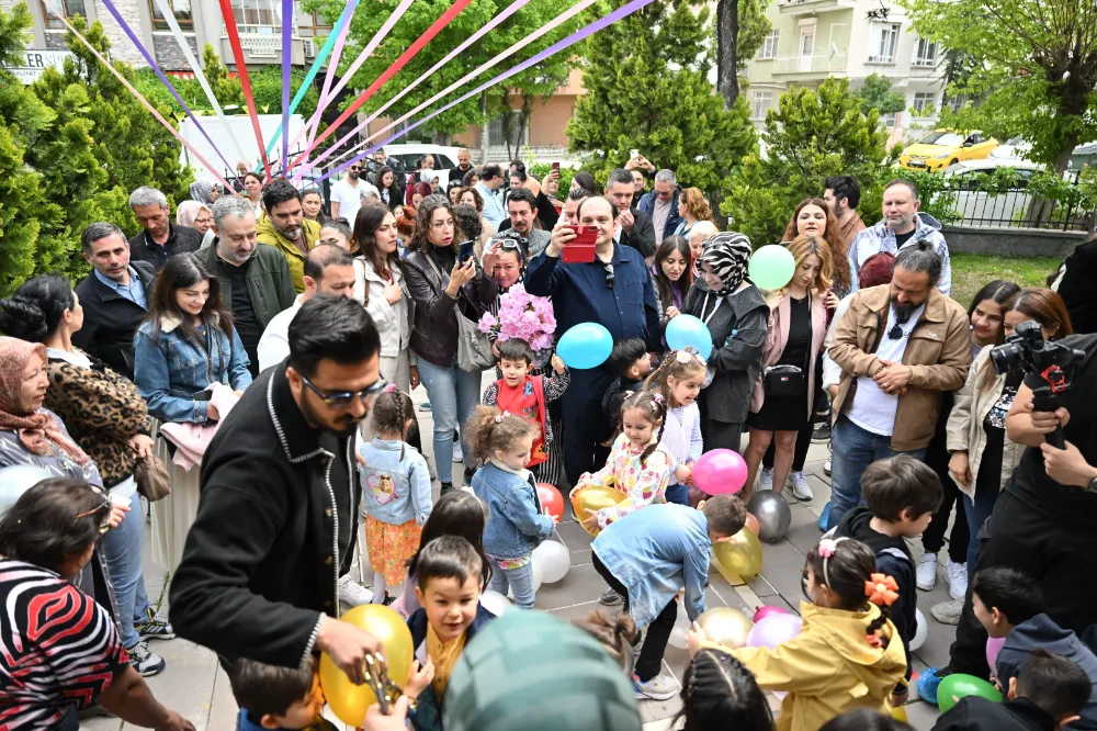 ALTINDAĞ BELEDİYESİ KREŞLERİNDE NEŞE DOLU YILSONU 