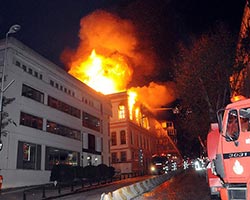 ATO’daki yangın söndürüldü!